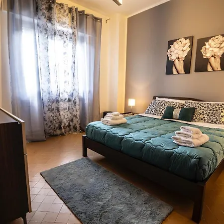 Sicily Wonders, 2 Minute Walk To The