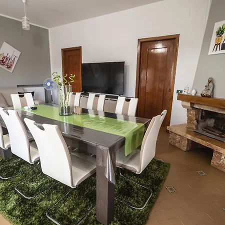 Villa Sicily Wonders, 2 Minute Walk To The